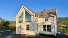 Peaceful Wildlife House